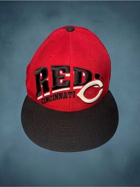 Cincinnati Reds ‘47 brand one size adjustable strap Snapback cap